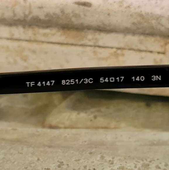 Tiffany & Company TF4147 Modified Aviator Sunglasses NA # 430 - Picture 8 of 17